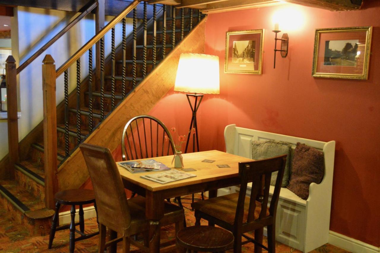 Sculthorpe Mill Hotel Фейкънам Екстериор снимка