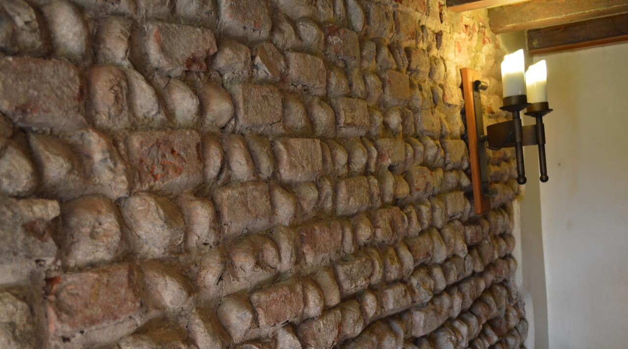 Sculthorpe Mill Hotel Фейкънам Екстериор снимка