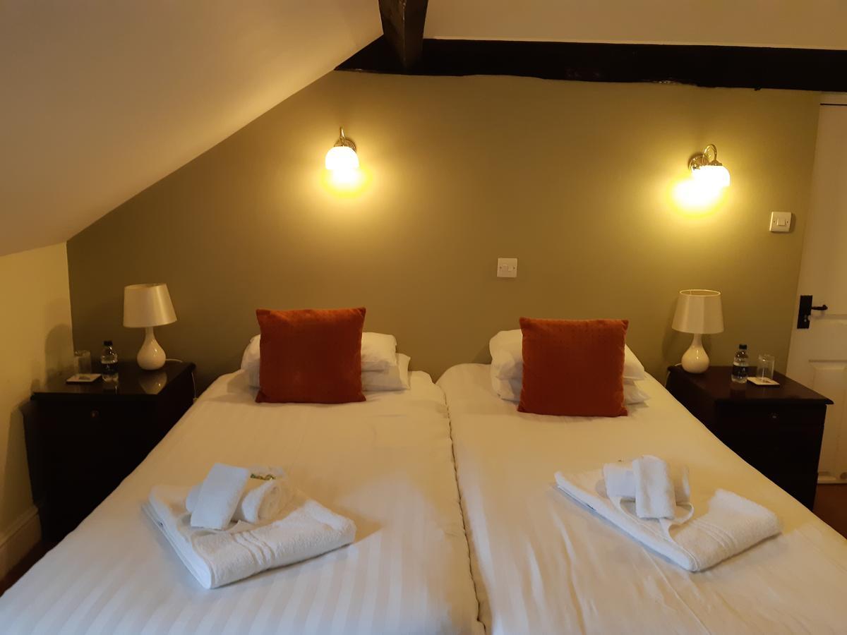 Sculthorpe Mill Hotel Фейкънам Екстериор снимка