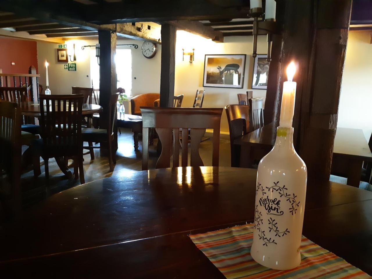 Sculthorpe Mill Hotel Фейкънам Екстериор снимка